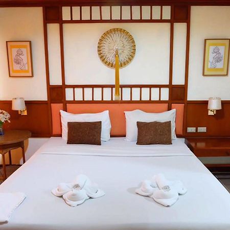 Kaneng Guesthouse HHQ Esterno foto