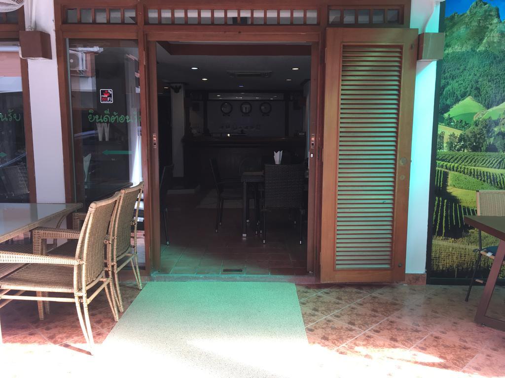 Kaneng Guesthouse HHQ Esterno foto