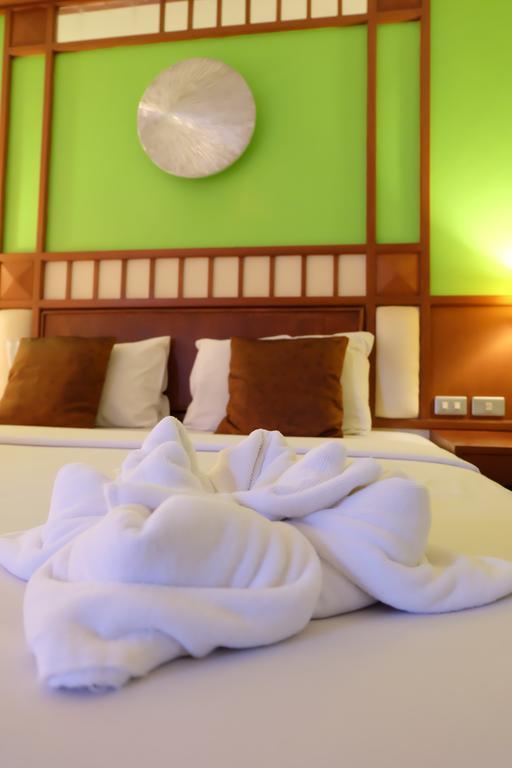 Kaneng Guesthouse HHQ Esterno foto
