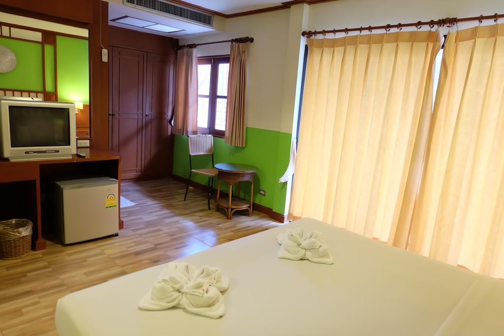 Kaneng Guesthouse HHQ Esterno foto