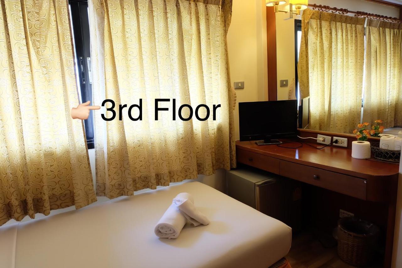 Kaneng Guesthouse HHQ Esterno foto