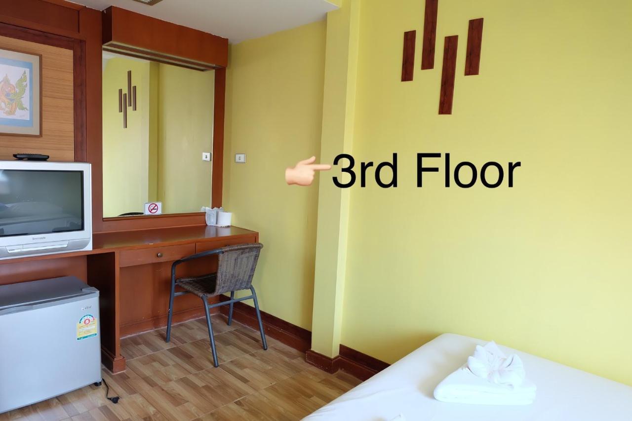 Kaneng Guesthouse HHQ Esterno foto
