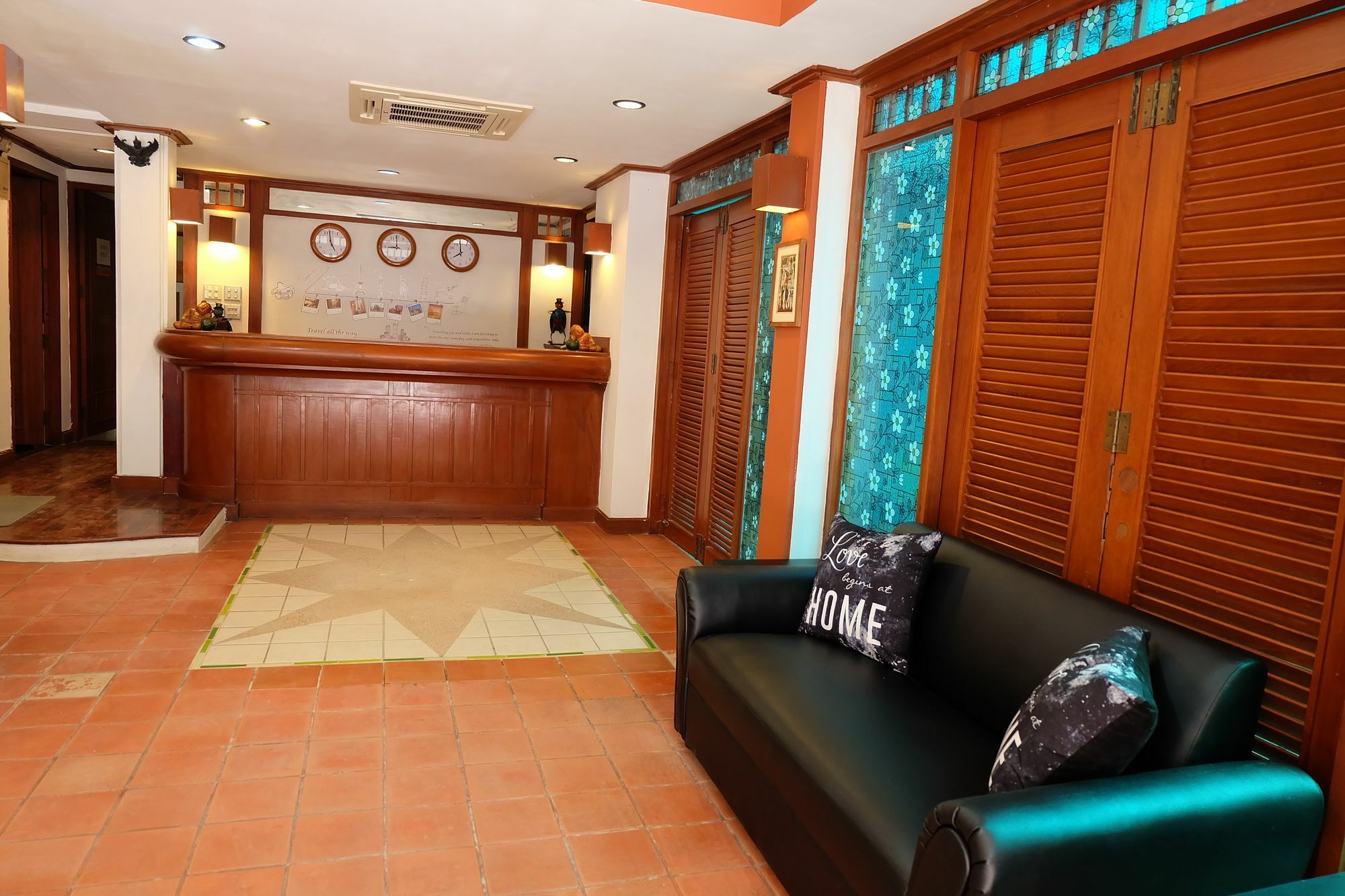 Kaneng Guesthouse HHQ Esterno foto