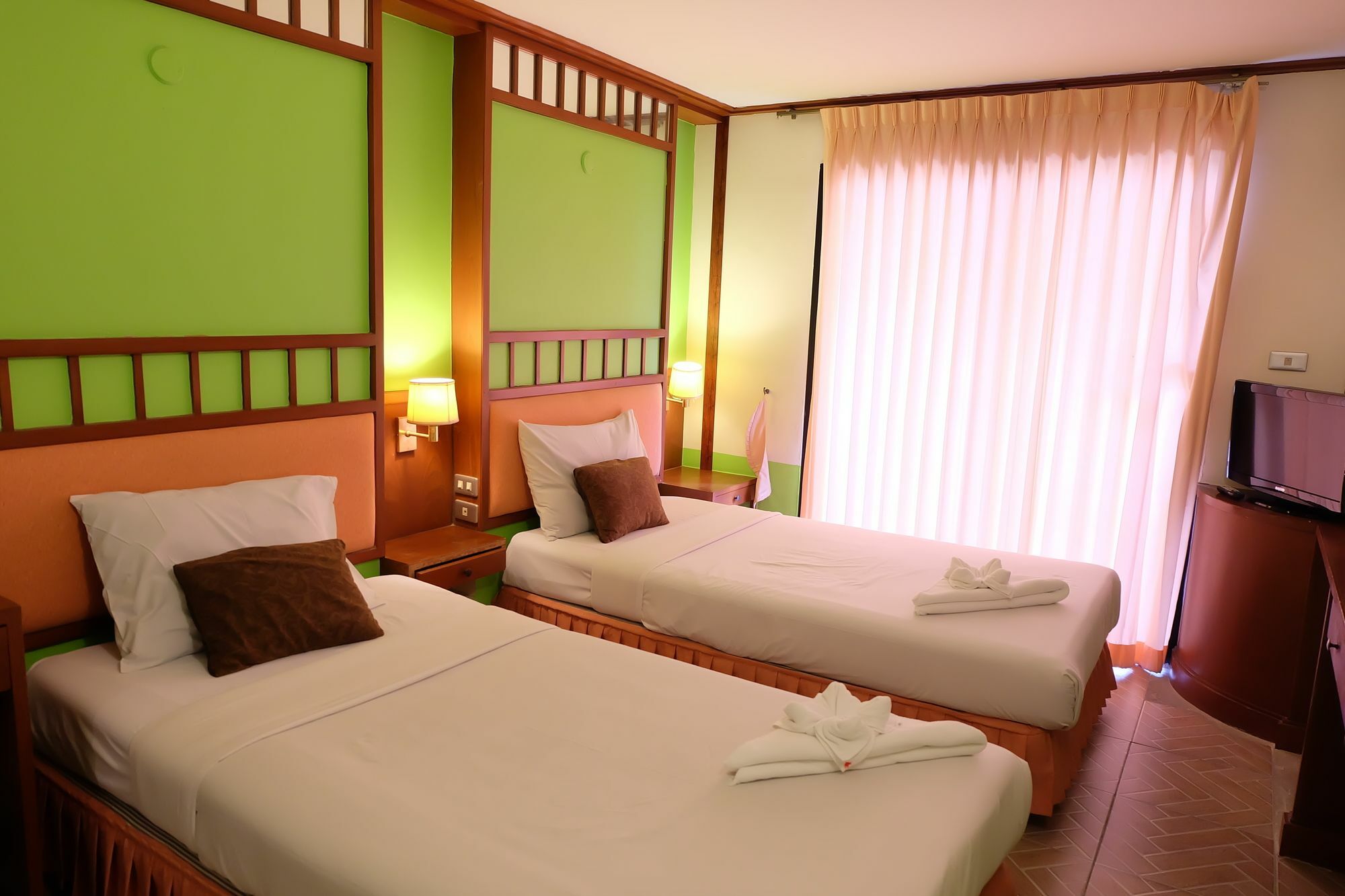 Kaneng Guesthouse HHQ Esterno foto